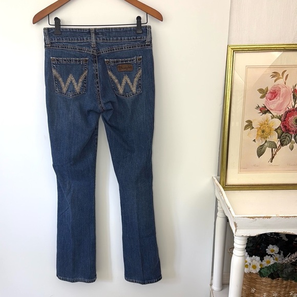 Women’s Wrangler Low Rise Bootcut Jeans Size 3/4 x 34 - Picture 3 of 12